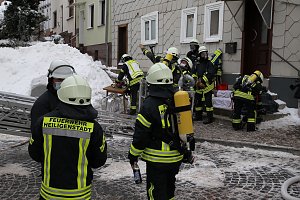 Dachstuhlbrand griff auf Nachbarh&auml;user &uuml;ber