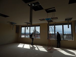 Ein Blick auf die Baustelle: das Humboldt-Gymnasium soll zum neuen Schuljahr bezugsfertig sein