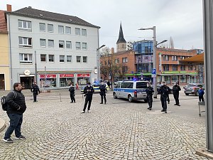 Spaziergang gegen die Lockdownma&szlig;nahmen der Regierung