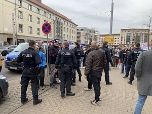 Spaziergang gegen die Lockdownma&szlig;nahmen der Regierung