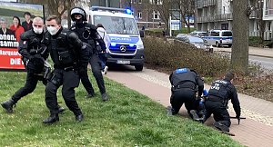 Spaziergang gegen die Lockdownma&szlig;nahmen der Regierung