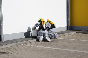 Illegale Entsorgung von Gefahrgut in Greu&szlig;en