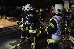 Garagenbrand in Feldengel