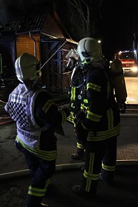 Garagenbrand in Feldengel