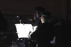 Luftwaffenmusikkorps aus ERFURT unter Stabf&uuml;hrung von Frau Oberstabsfeldwebel Bunke bei der Vereidigungszeremonie der Rekruten der Bundeswehr in Sondershausen