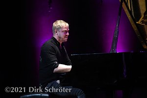 JazzRabazz mit Frederike G&auml;&szlig;lein, "Bluff" und dem "Tingvall Trio"