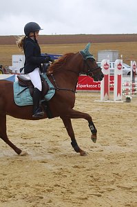 Auf's Treppchen gesprungen: Lilly Charlott Freitag auf Nathalie