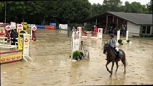 Auf's Treppchen gesprungen: Lilly Charlott Freitag auf Nathalie