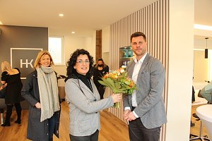 Neuer&ouml;ffnung der "Haarkosmetik" in der Rautenstra&szlig;e