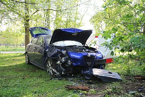 Das Unfallauto wird geborgen