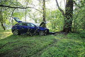 Das Unfallauto wird geborgen