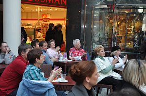 Mode in der Galerie