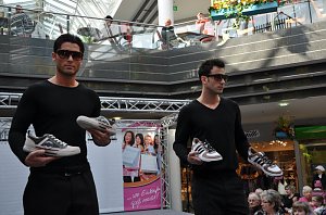 Mode in der Galerie