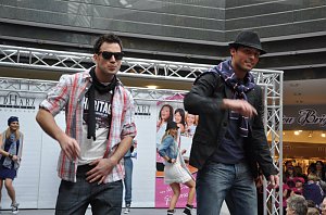 Mode in der Galerie