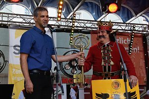 Das 52. Rolandsfest wurde nach zwei Jahren Pause heute auf dem Rathausplatz in Nordhausen er&ouml;ffnet