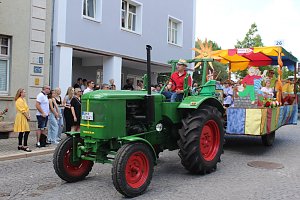 Festumzug zum Brunnenfest
