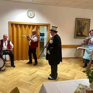 Die Rolandgruppe zu Besuch im DRK Pflegeheim in Nordhausen Nord