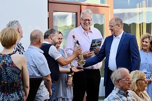 Verleihung der Ehrenplaketten des Landkreises Nordhausen 2022 in der Kalkh&uuml;tte in Urbach