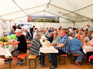 Versammelt, gefeiert und gew&auml;hlt