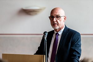 Am Herder-Gymnasium wurde heute die &Uuml;bergabe der Abiturzeugnisse feierlich begangen