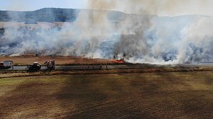 Feldbrand bei Gro&szlig;furra