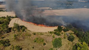 Feldbrand bei Gro&szlig;furra