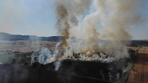 Feldbrand bei Gro&szlig;furra