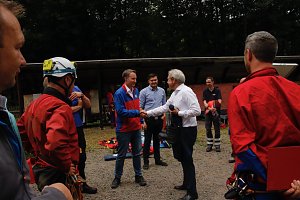 Rettung aus der Finsternis - am Rabensteiner Stollen wurde heute die Rettung unter Tage geprobt