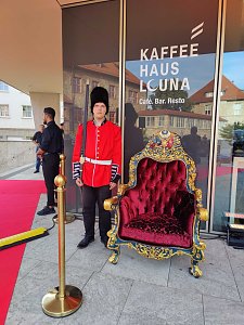 Wiederer&ouml;ffnung des Kaffeehauses an der Bibliothek