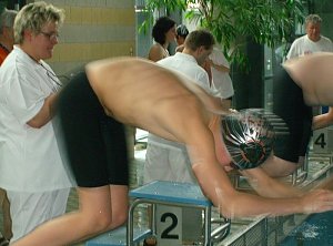 Geschwommen
