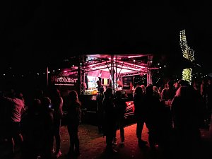 Superstimmung beim Livekonzert im Park