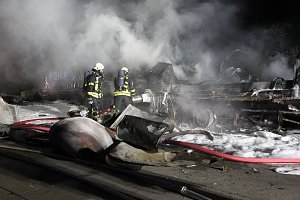 Fahrzeugbrand auf der A38
