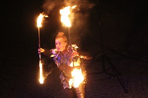 Atemberaubendes Feuerspektakel auf dem T&ouml;pfermarkt in Bad Langensalza 