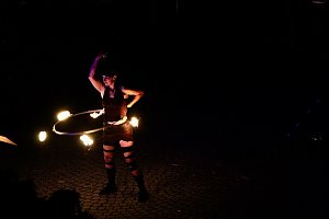 Atemberaubendes Feuerspektakel auf dem T&ouml;pfermarkt in Bad Langensalza 