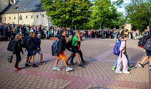 Begr&uuml;&szlig;ung der neuen Humboldt-Sch&uuml;ler