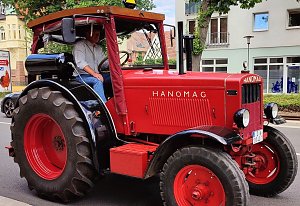 Treckerparade heute auf der Grimmelallee