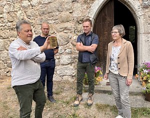 Projekt "Alte Kirchen neu erwandern"