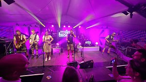Tolle Stimmung im Ratskeller-Festzelt