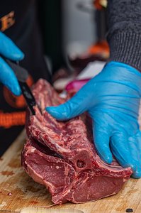 Grillmeisterschaft auf dem Parkdeck der Marktpassage