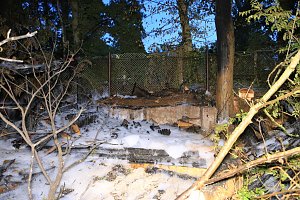 Brand einer Gartenlaube vergangene Nacht