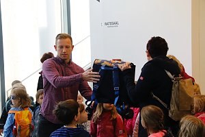 Ab in den Wald - f&uuml;r vier Kinderg&auml;rten gab es heute von der "Town & Country" Stiftung materielle Unterst&uuml;tzung