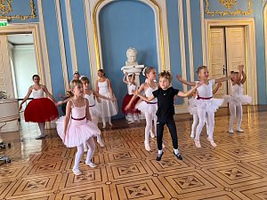Auftritte des Tanzstudios Radeva