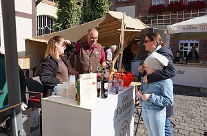 Hofmarkt der Traditionsbrennerei