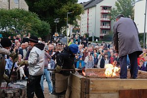 Glockenguss vor St. Blasii in Nordhausen