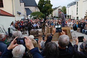 Glockenguss vor St. Blasii in Nordhausen