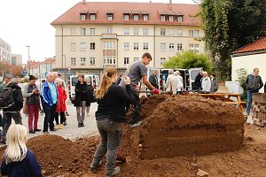 "Glockengeburt" vor der St. Blasii-Kirche