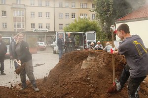 "Glockengeburt" vor der St. Blasii-Kirche