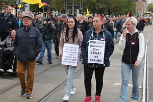 "B&uuml;rgerbewegung" durch die Nordh&auml;user Innenstadt