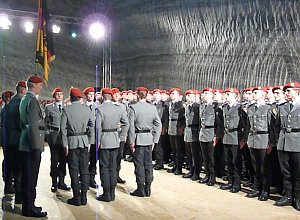 Gel&ouml;bnis unter Tage