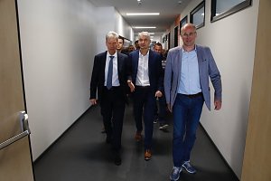 Es "Schillert" in Bleicherode - der Umbau des Gymnasiums wurde heute offiziell beendet